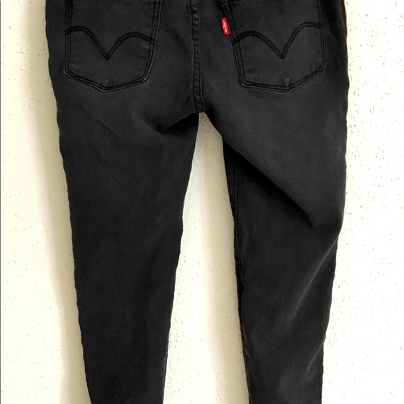 32—GRAY COLOR LEVI’S JEANS - Picture 6 of 11